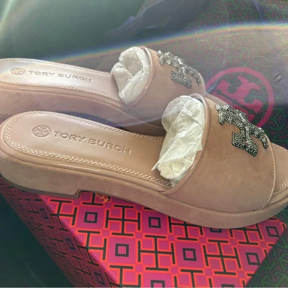 NIB 𝐓𝐎𝐑𝐘 𝐁𝐔𝐑𝐂𝐇 Eleanor Crystal Embellished Leather Slides; Meadowsweet - Picture 4 of 8